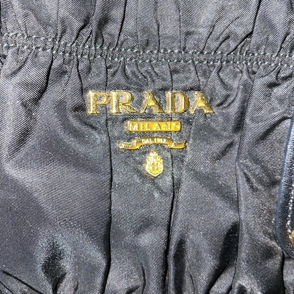 Preloved Prada Gaufre convertible satchel leather/nylon medium 2 way bag. - Picture 5 of 13